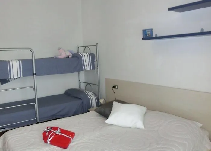 Beachside Tranquility In Our Flat In * Бібіоне