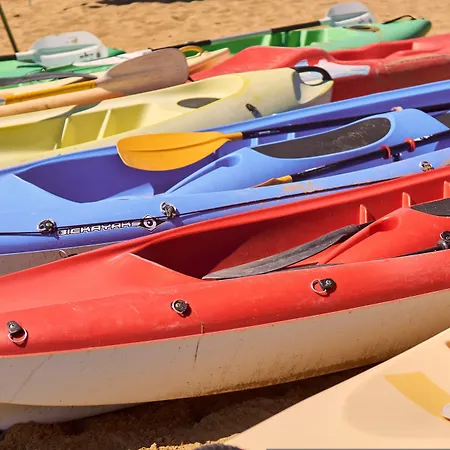 Beachside Tranquility In Our Flat In 아파트